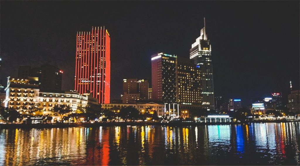 diner cruise Ho Chi Minh City over the Saigon river