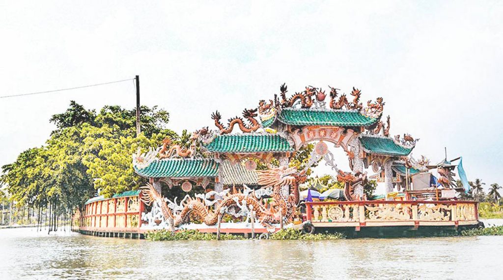 Island hopping by speedboat in Ho Chi Minh City