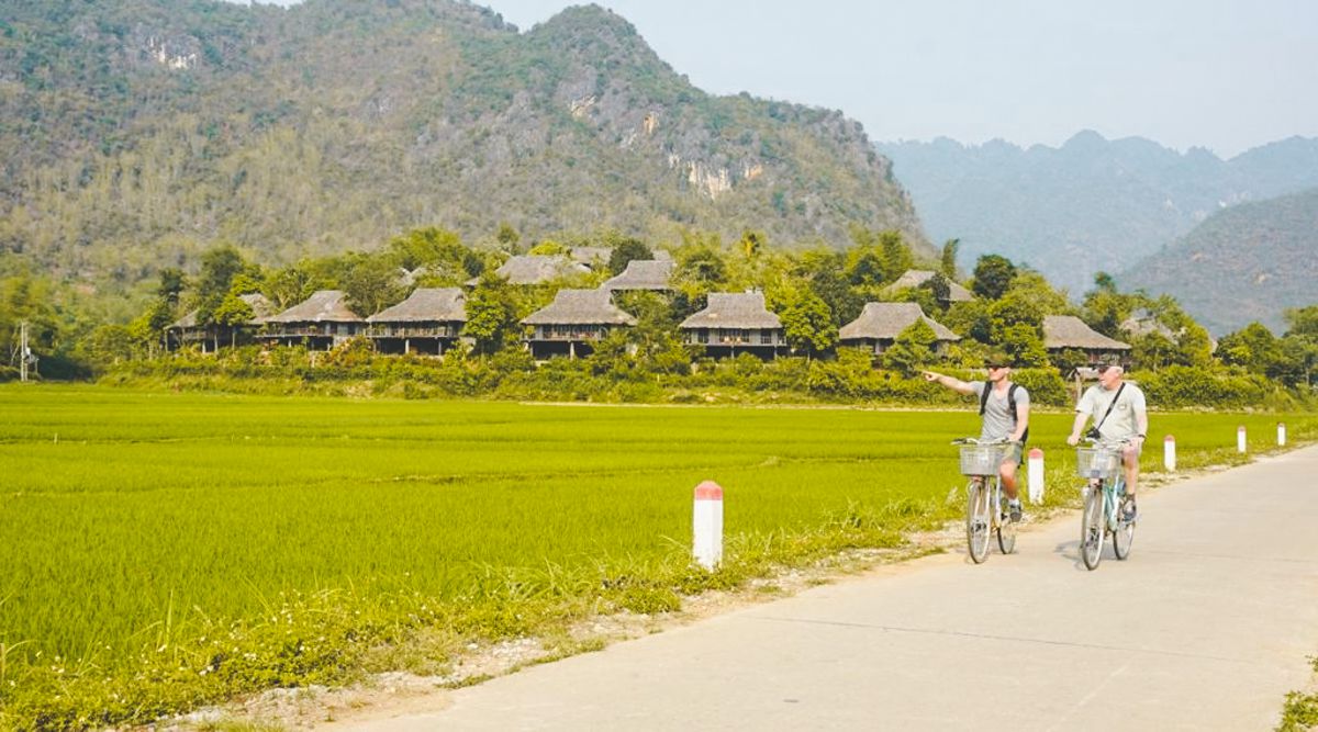 biking in Mai Chau