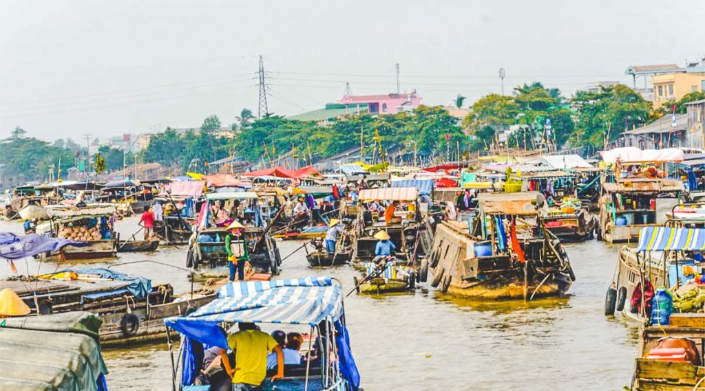 Cai Rang floating market