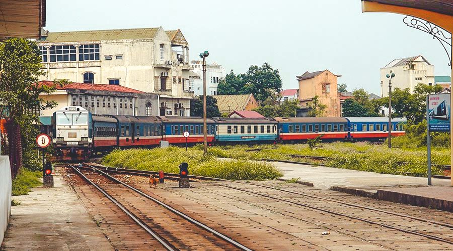 Vietnam train