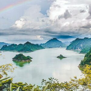 Hoa Binh Lake tour