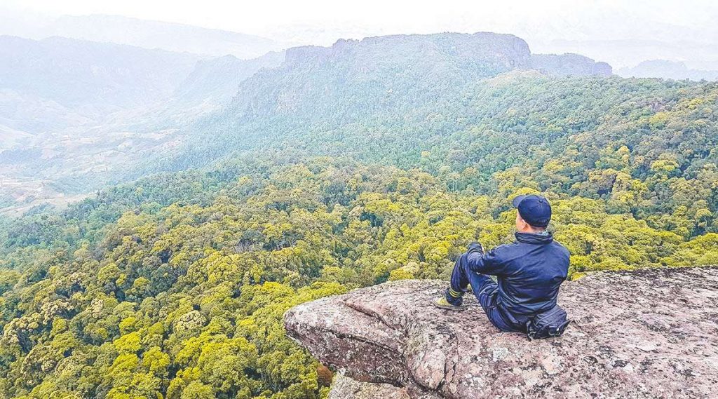 Pha Luong trekking
