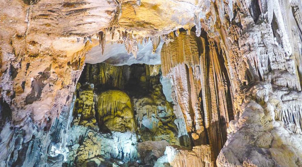 Tien Song Cave in Phong Nha