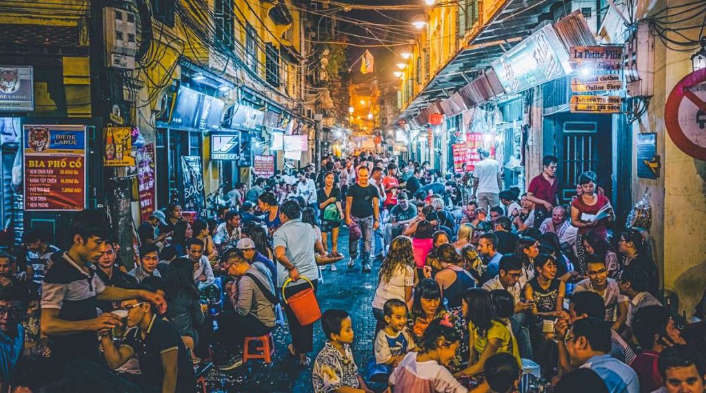 beer at Bia Hoi Junction