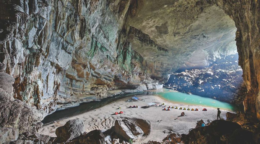 cave in Phong Nha