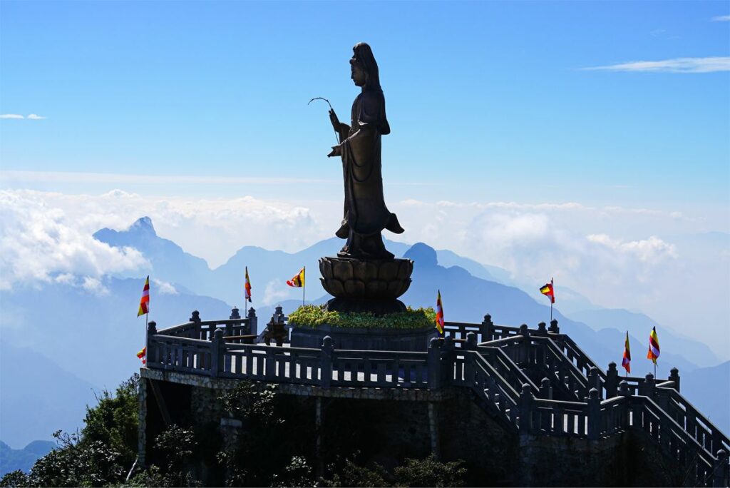 Guanyin Statue on Fansipan