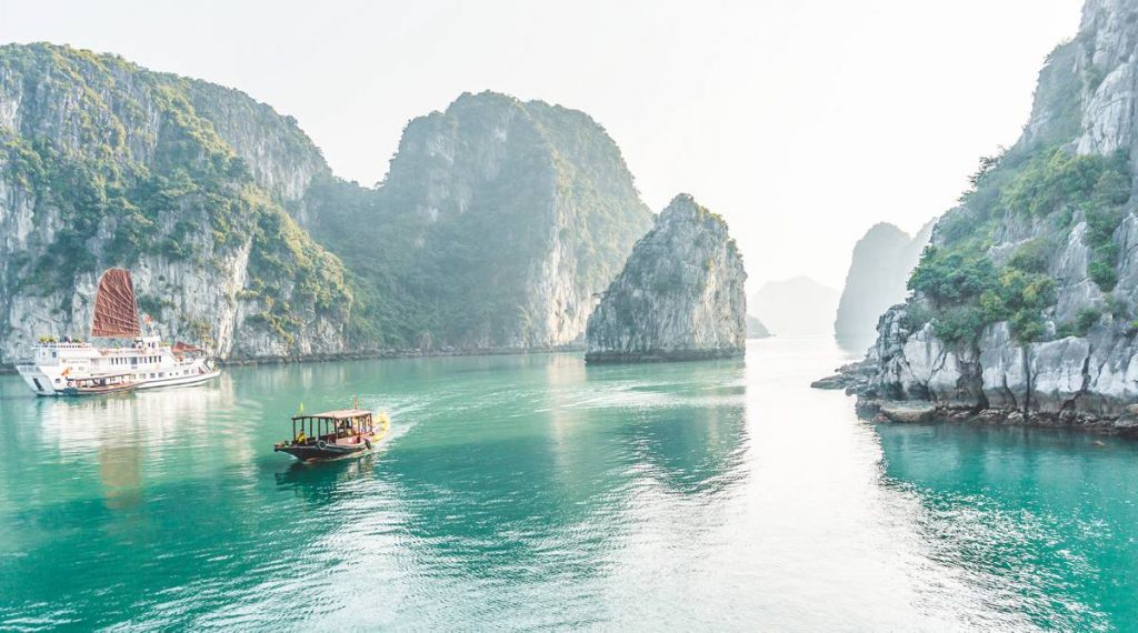 Cruise in Halong Bay