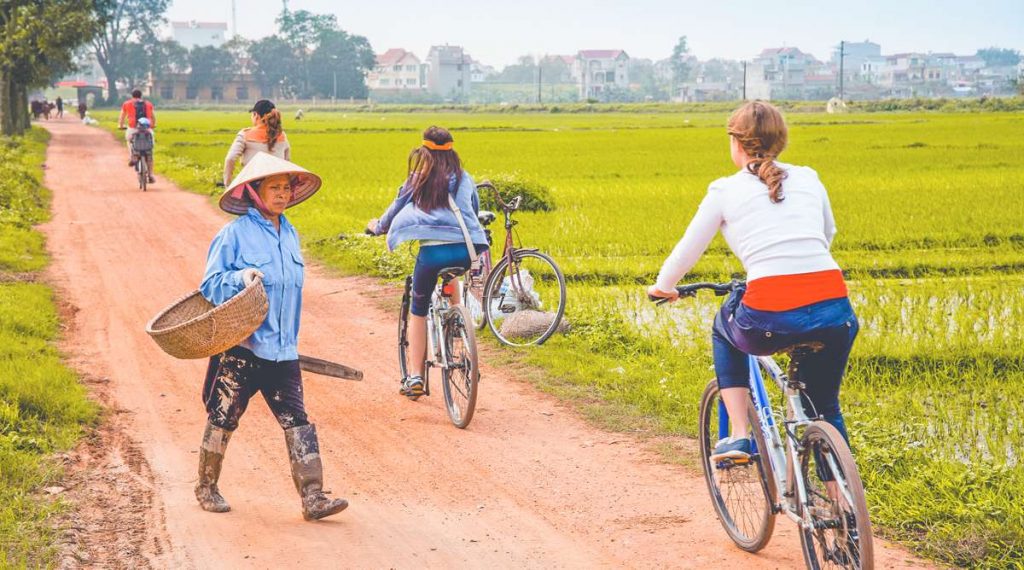 Hanoi bike tour