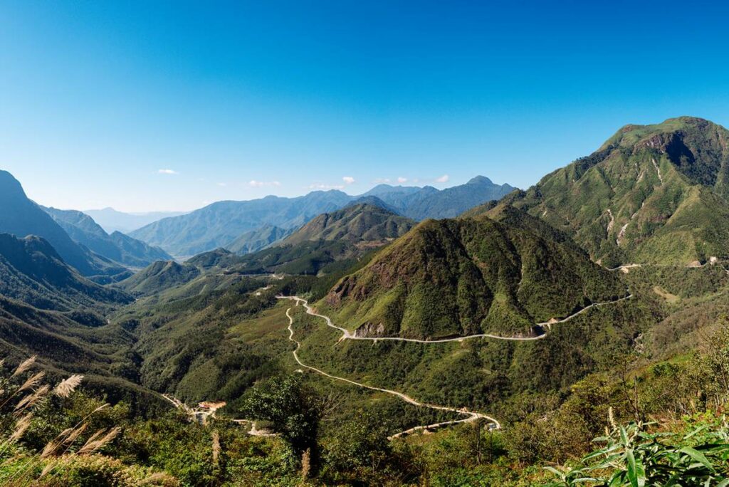 Viewpoint from the Tram Ton Pass near Sapa