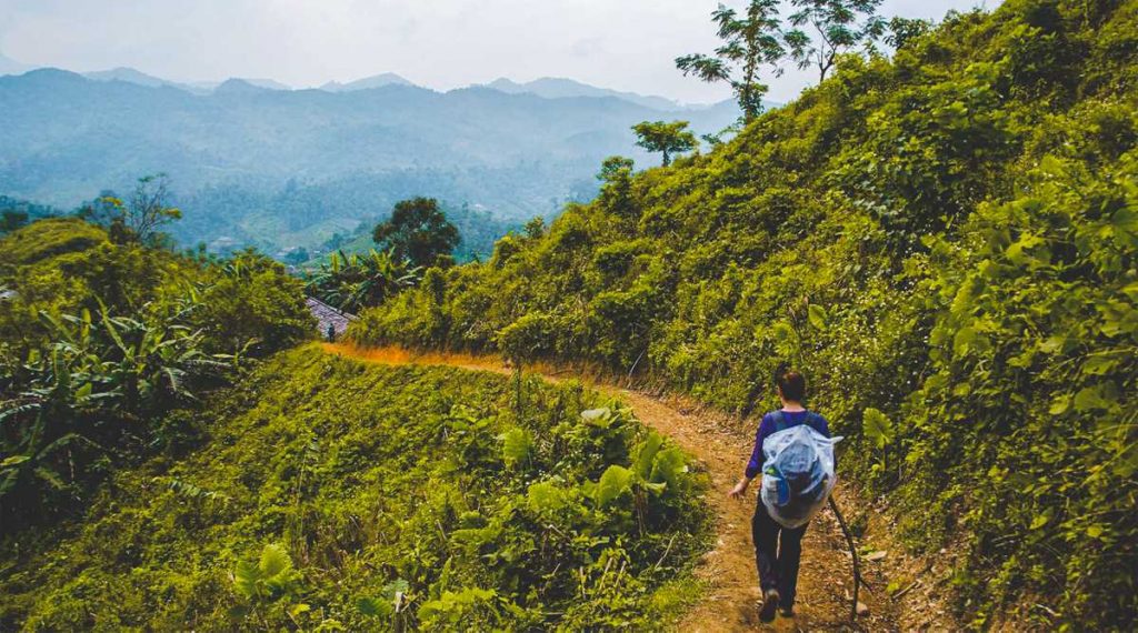 trekking in Ba Be National Park