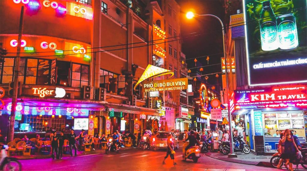 Bui Vien street - A guide to the backpacker street of Ho Chi