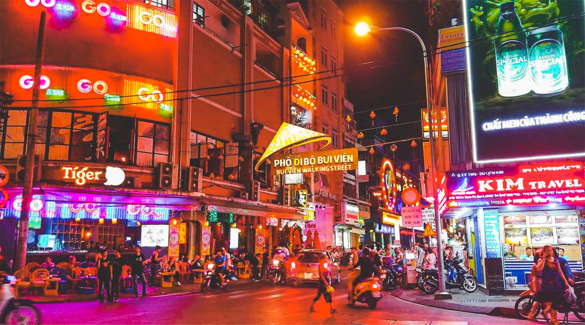 Bui Vien street - A guide to the backpacker street of Ho Chi Minh City