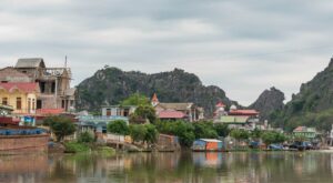 Kenh Ga floating village