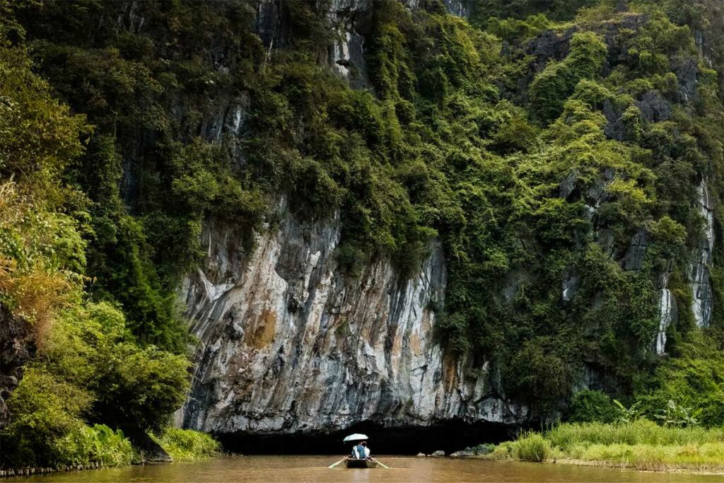 Tam Coc cave