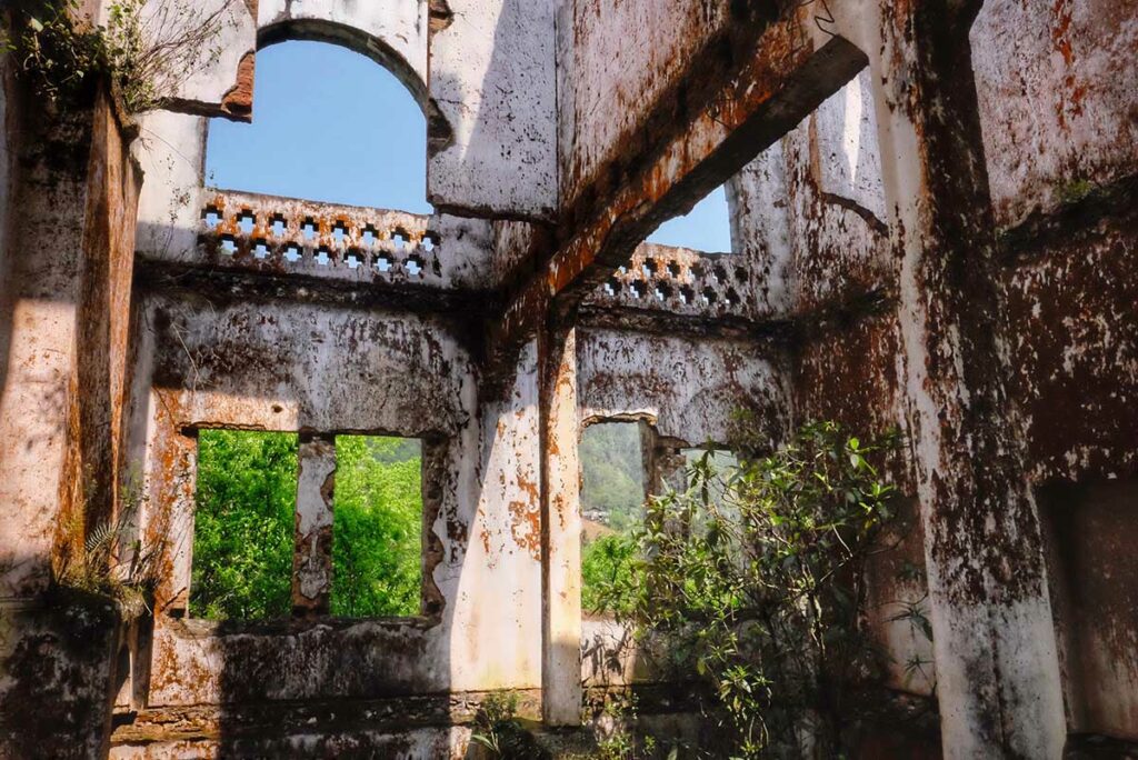 ruins of an old church near Tha Phin village