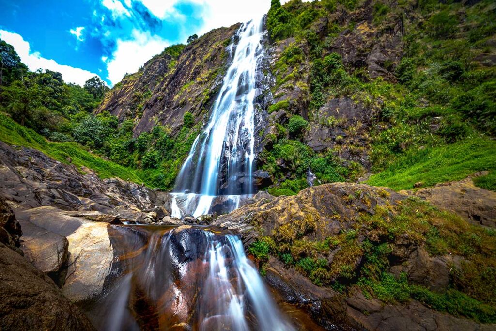 Tac Tinh Waterfall