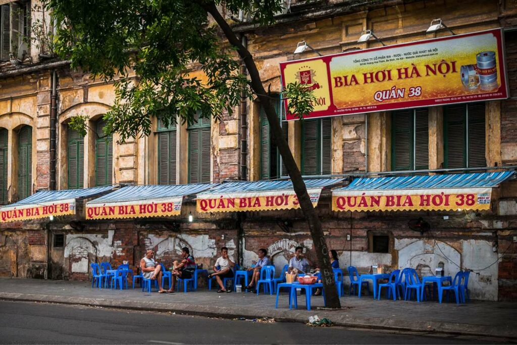 Bia Hoi in Hanoi