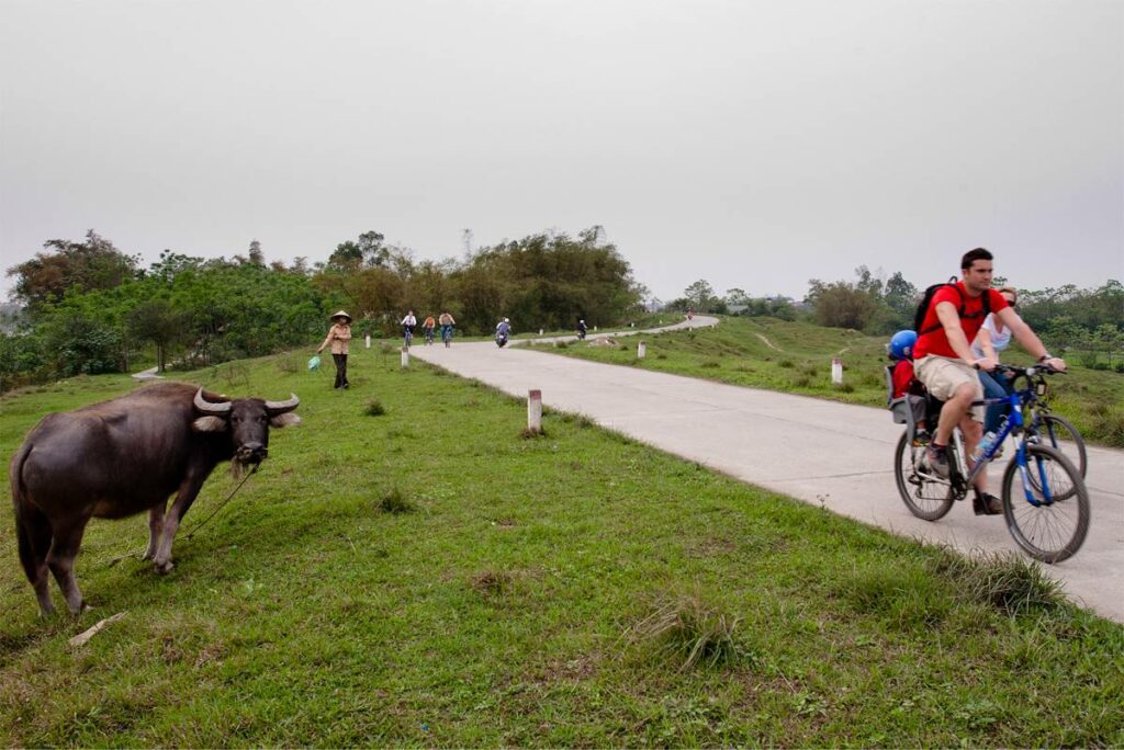 Hanoi biking tour