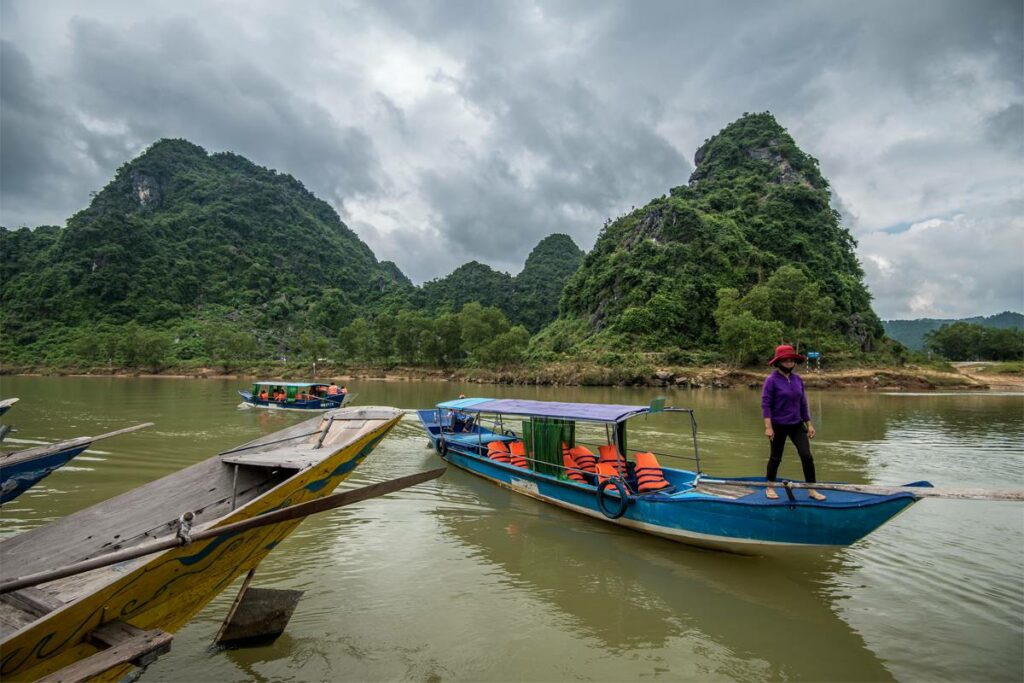 boat trip in Phong Nha