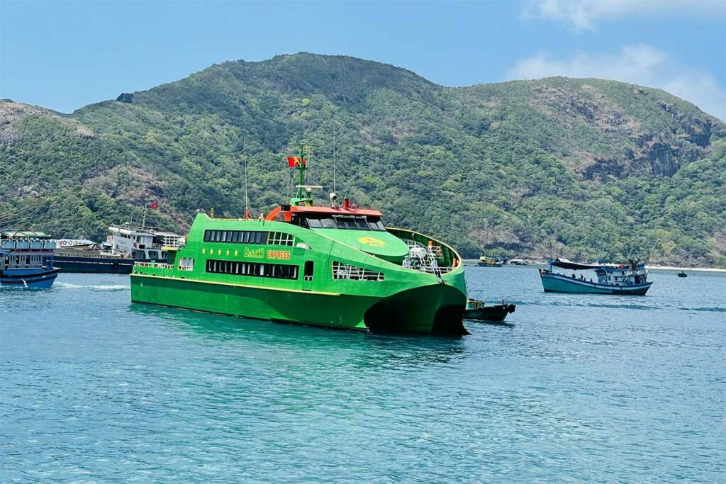 the fast ferry from Can Tho to Con Dao