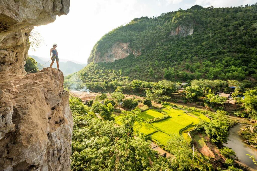 Rock climbing in Mai Chau