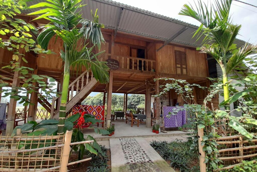 Meadow Mai Chau Homestay