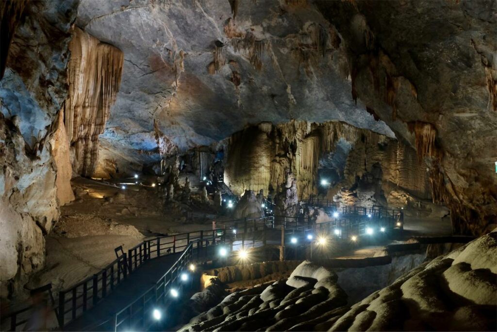 Paradise Cave Phong Nha