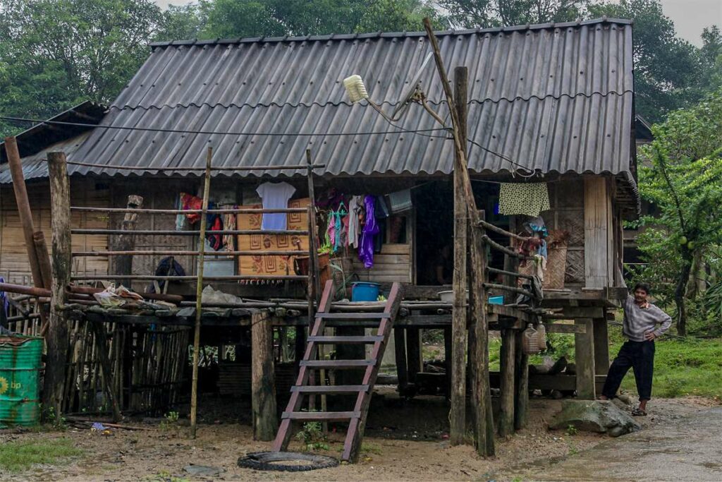 Phong Nha minotiry village