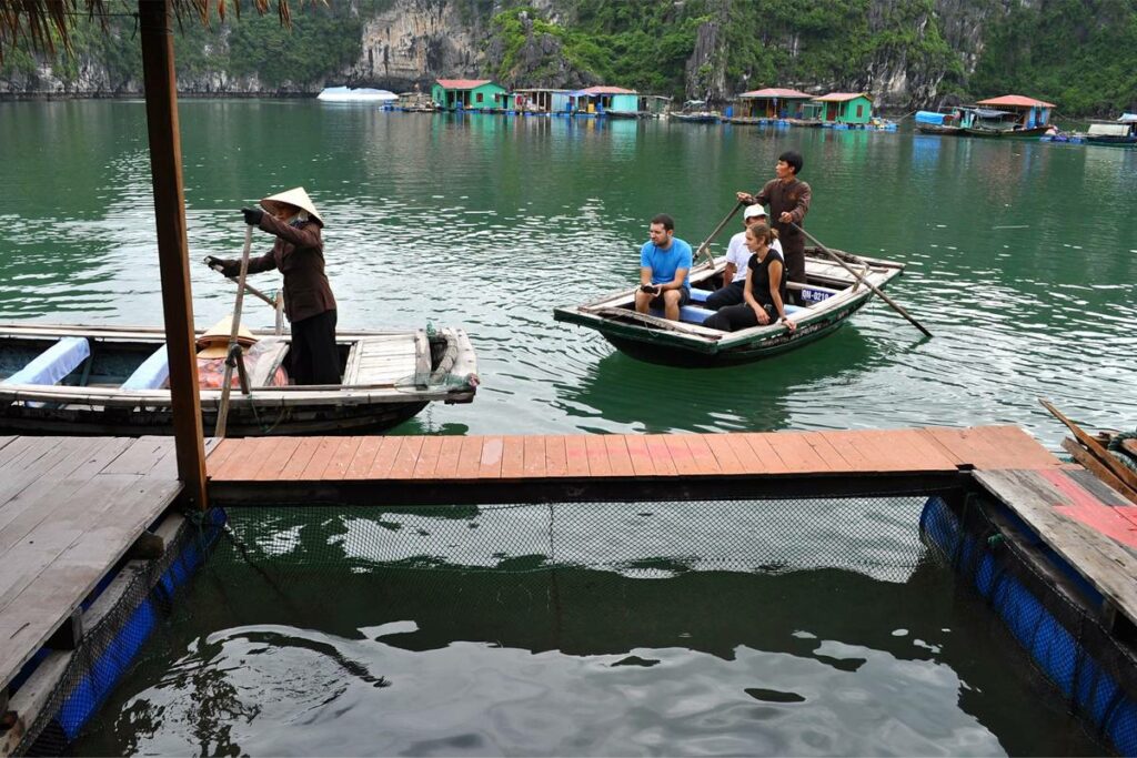 Vong Vien Floating fishing village Halong Bay