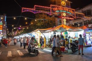 The entrance of Can Tho night market
