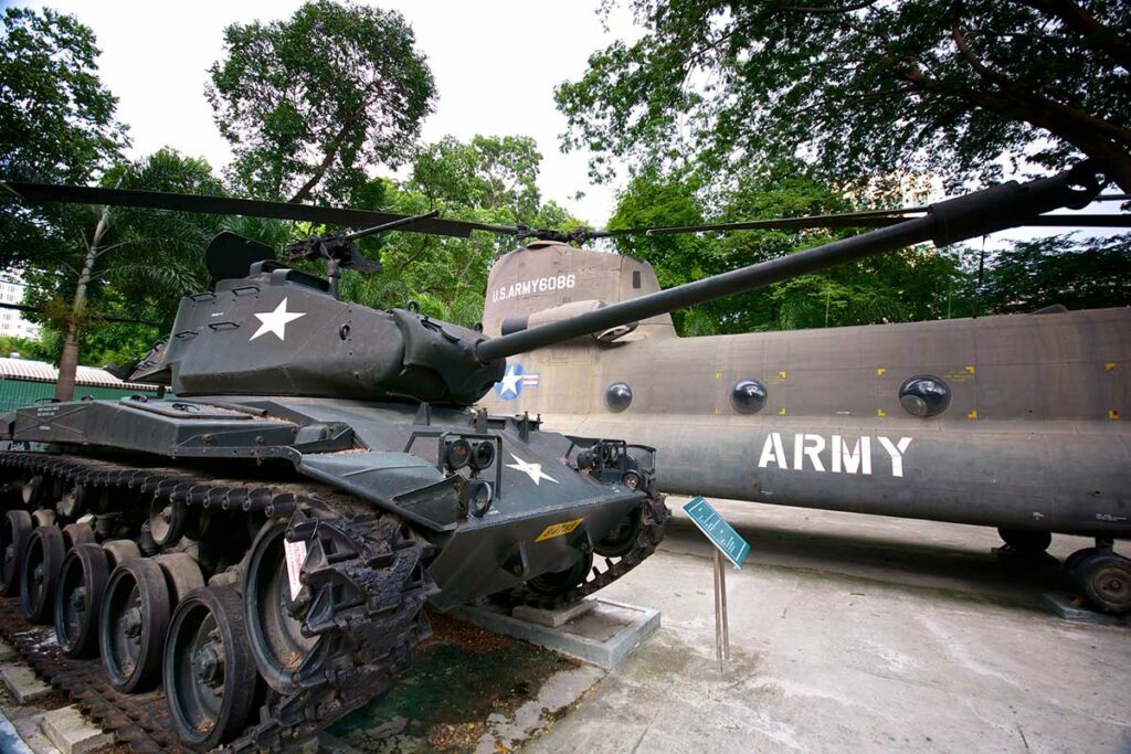 US army tank and Chinook helicopter at the War Remnants Museum
