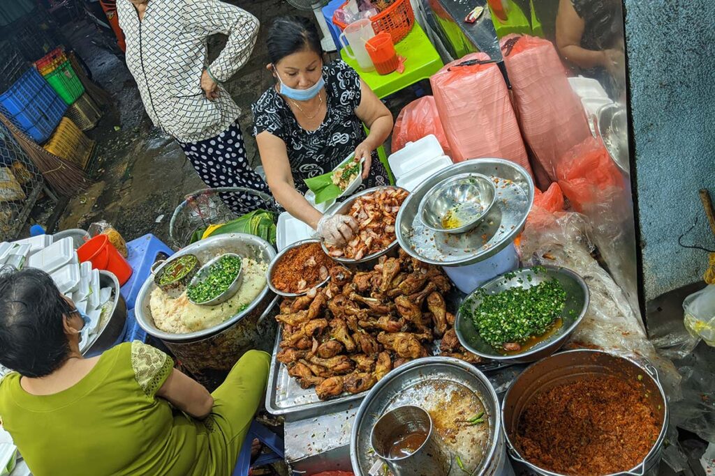 street food at Ba Chieu Market