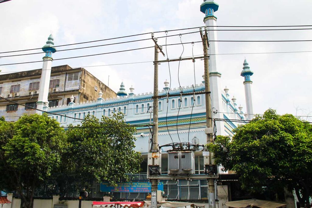Cholon Mosque