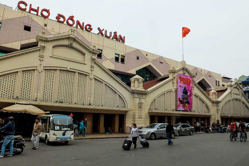 Dong Xuan Market