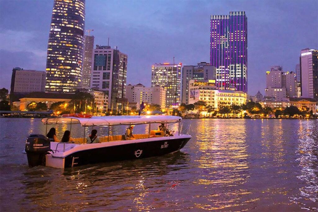 Speed boat sunset tour in Ho Chi Mihn City