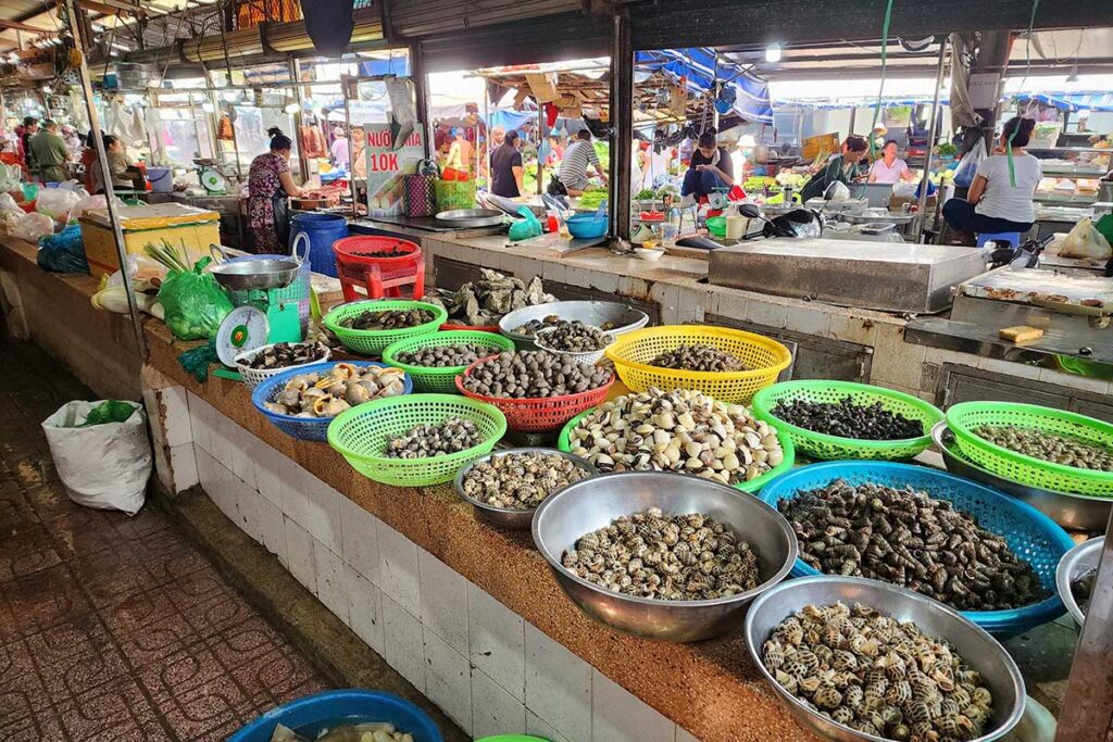 Tan Dinh Market