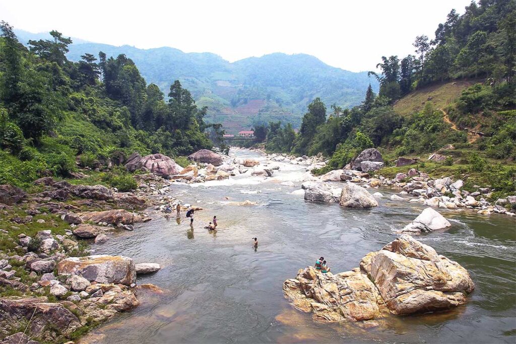 swimming in the stream near Ban Ho Village