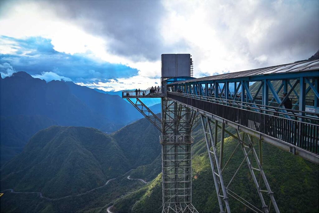 Sapa Glass Bridge