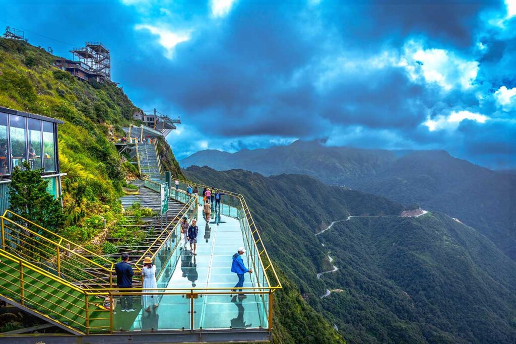 Glass Bridge in Sapa overlooking Tram Ton Pass