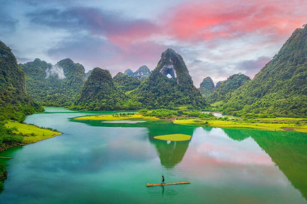 Angel Eye Mountain in Cao Bang - One of the most iconic mountains in Vietnam