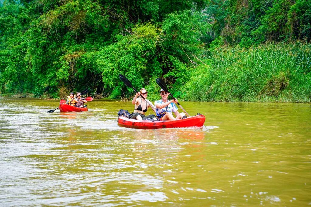 Tourist are kayaking on Ba Be Lake