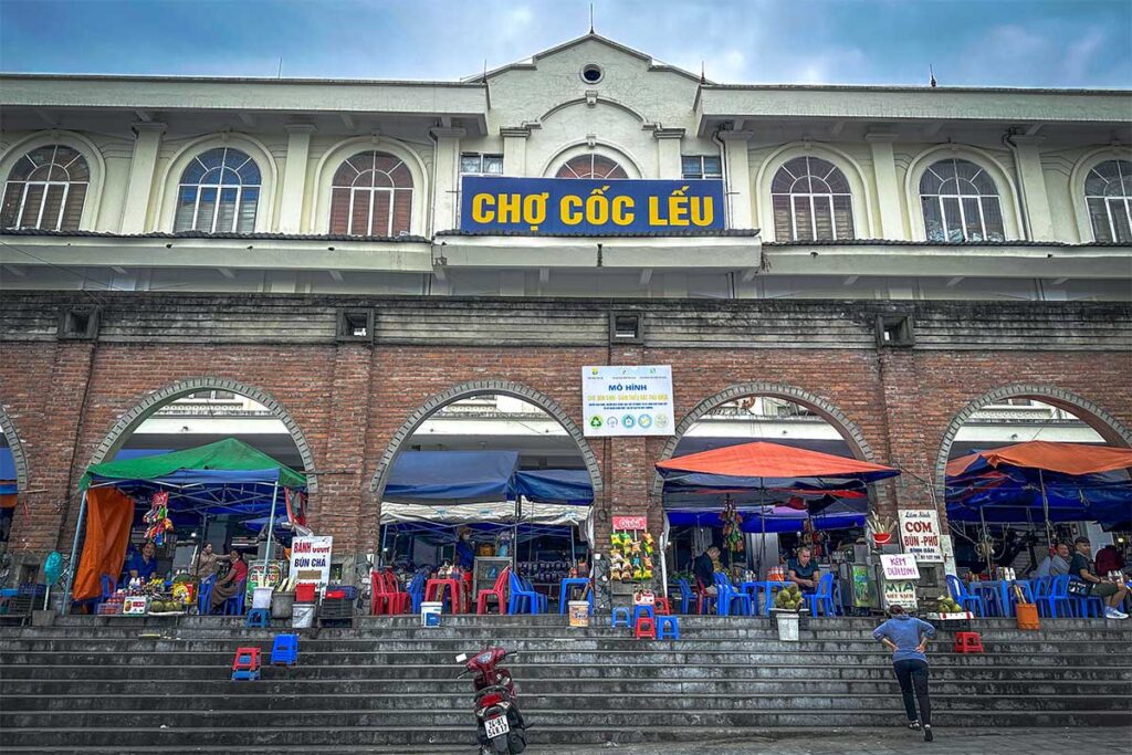 The exterior of the market building of Coc Leu, the main market of Lao Cai
