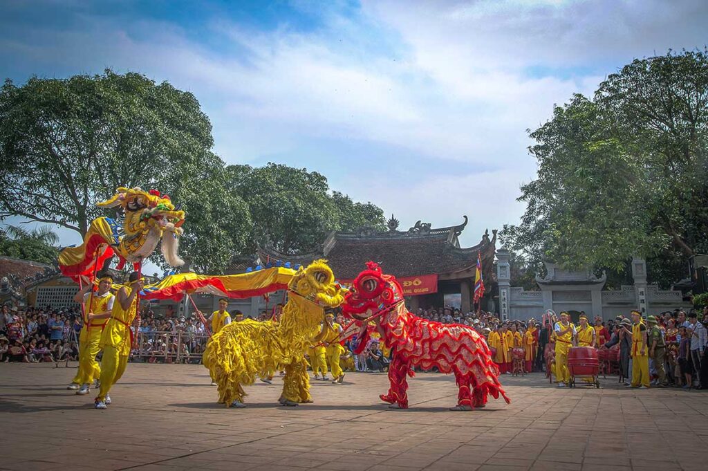 Lion Dance during Do Temple Festival