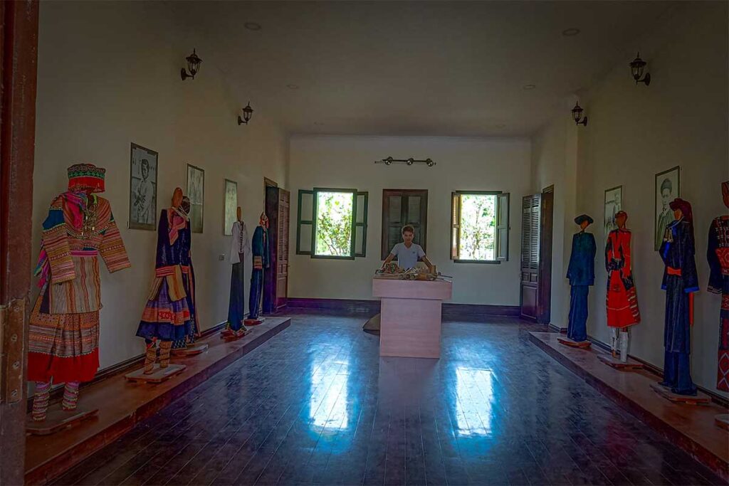Ethnic clothes displayed inside Hoang A Tuong Palace