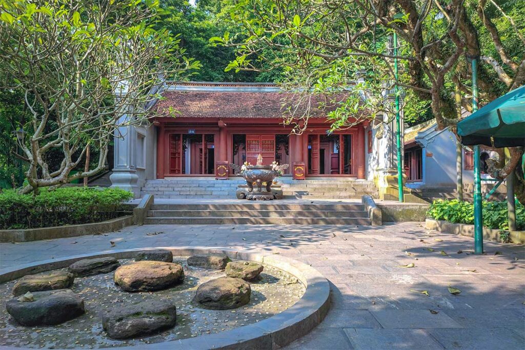 The Trung Temple (Middle Temple) at the Hung Kings Temple Complex