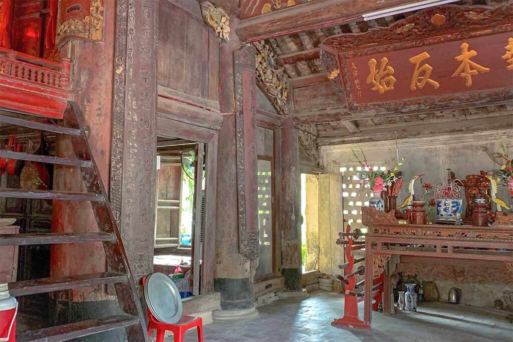 The interior of an old house in Hung Lo Ancient Village