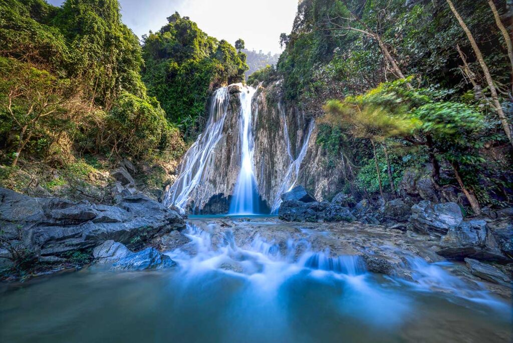 View of the Khuoi Nhi Waterfall