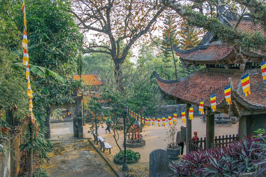 Long Doi Son Pagoda