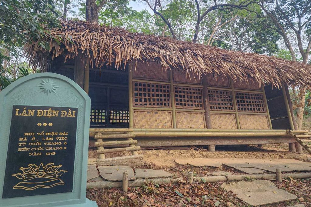 Na Lua Shack - a very basic bamboo house at Tan Trao  Revolutionary Base